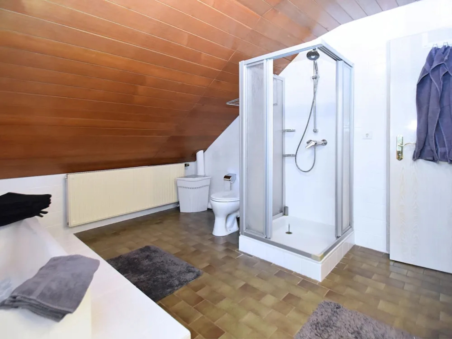 Large apartment in the Thuringian Forest - quiet with a fantastic view