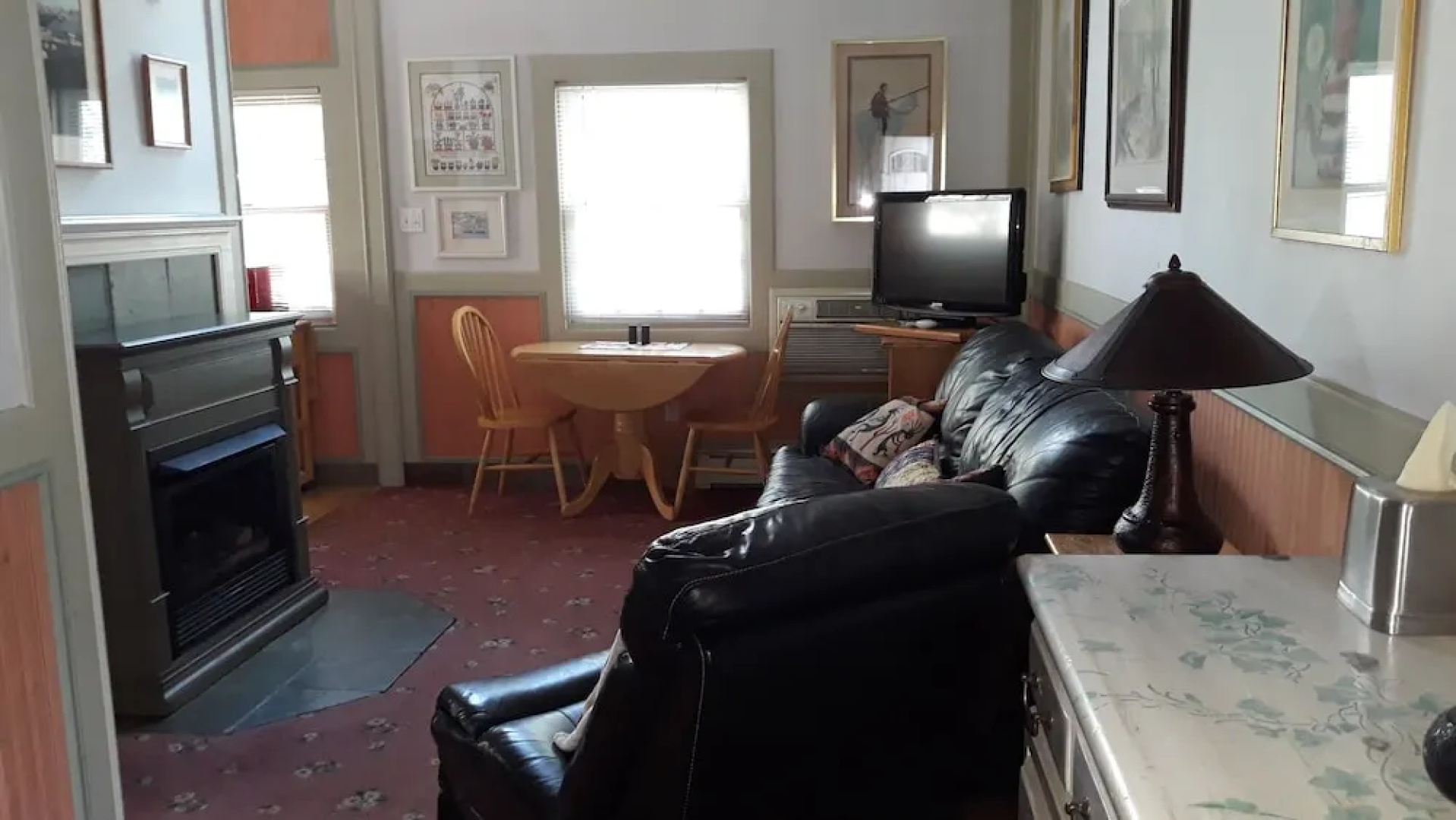 Columbine INN