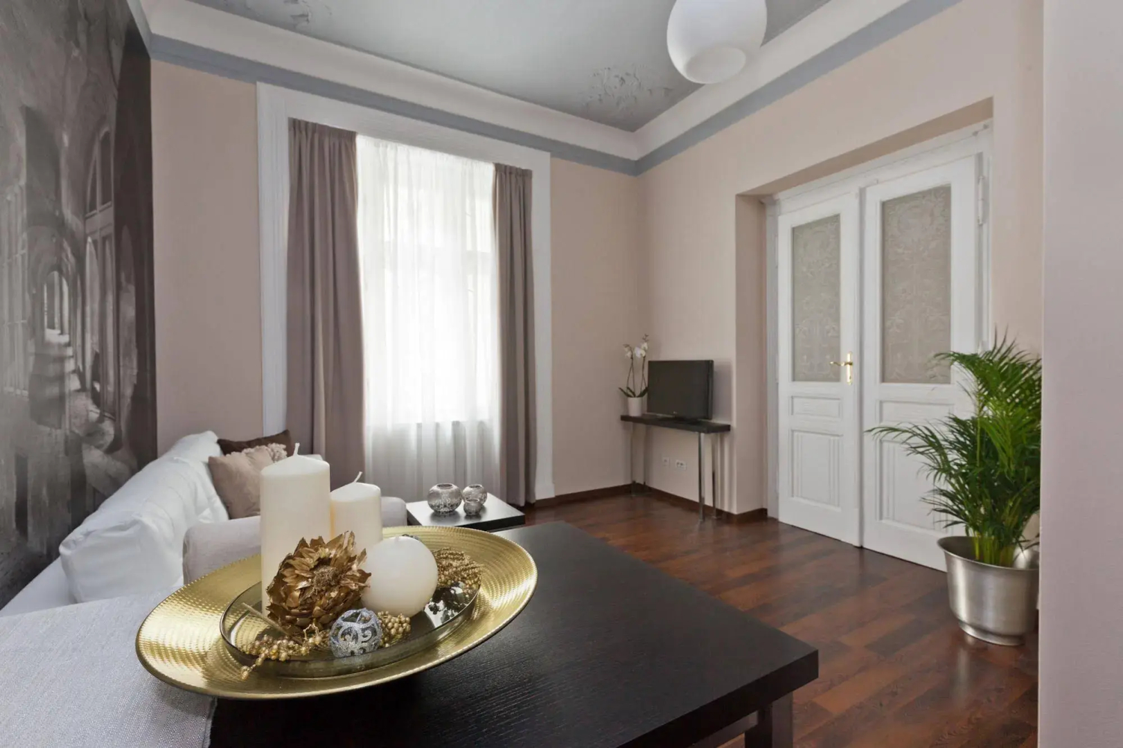 Апартаменты Prague Holiday