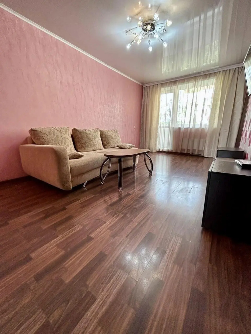 Home Hotel (Хоум Отель) на Весенней 26