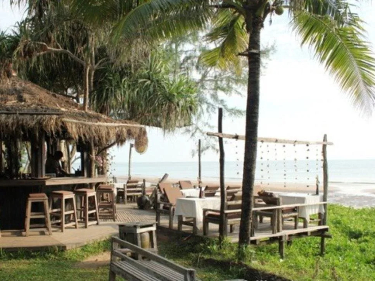 Chivaree Hotel And Resort