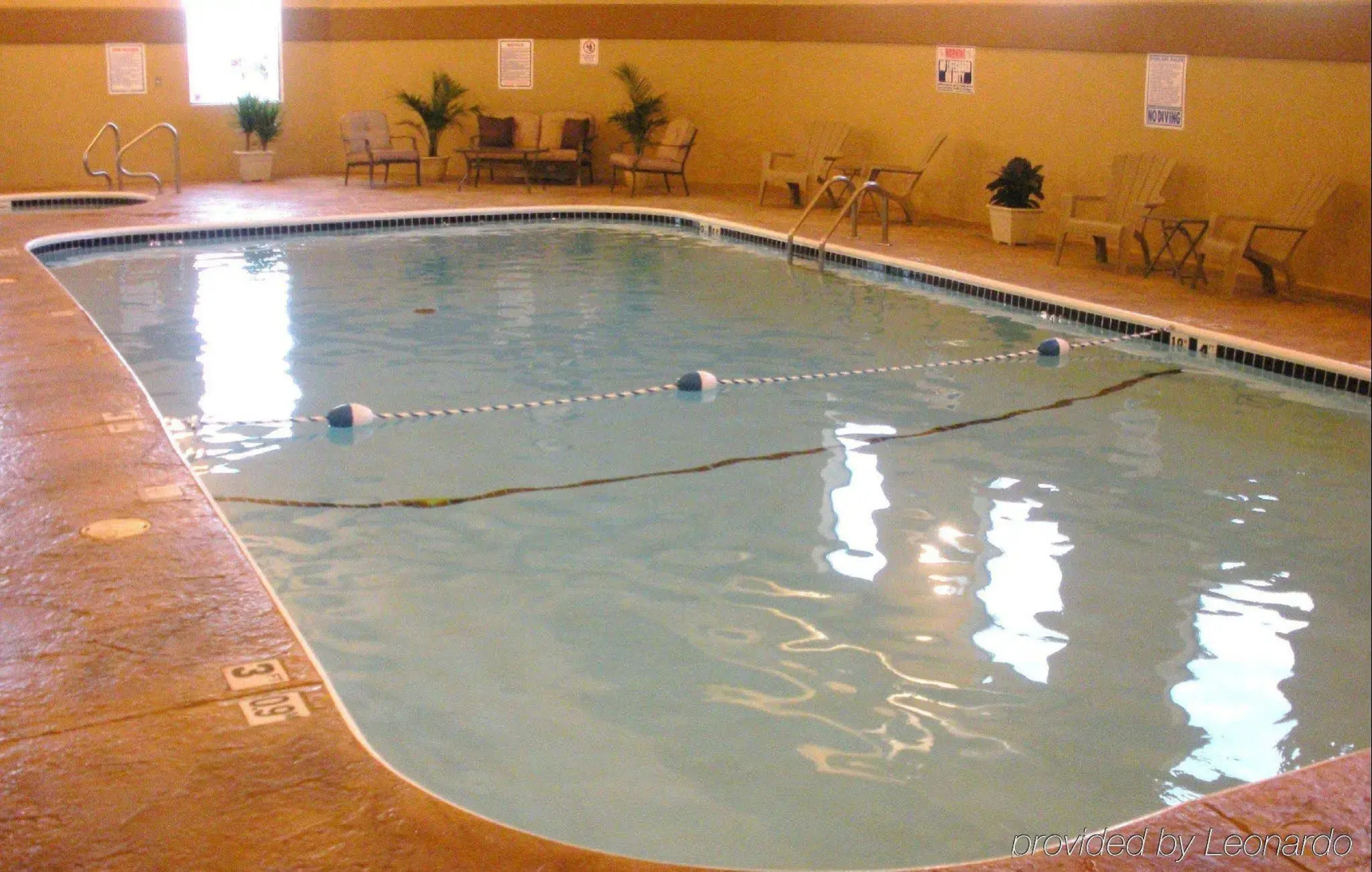 Barrington Hotel & Suites