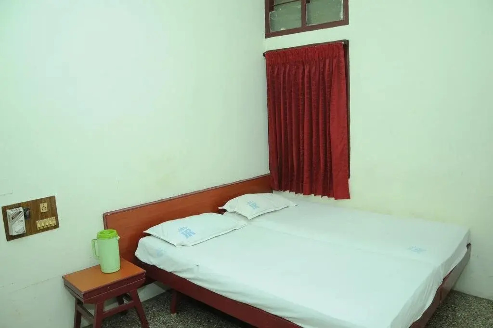 OYO 19959 Hotel Radhakrishna