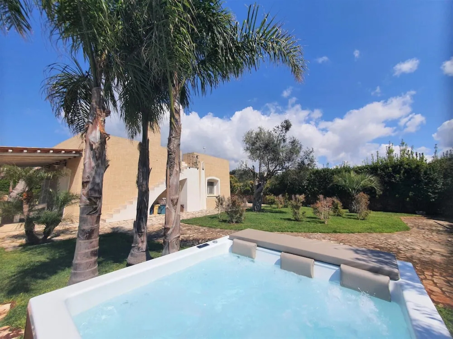 Sal739 in Pescoluse With 2 Bedrooms and 2 Bathrooms