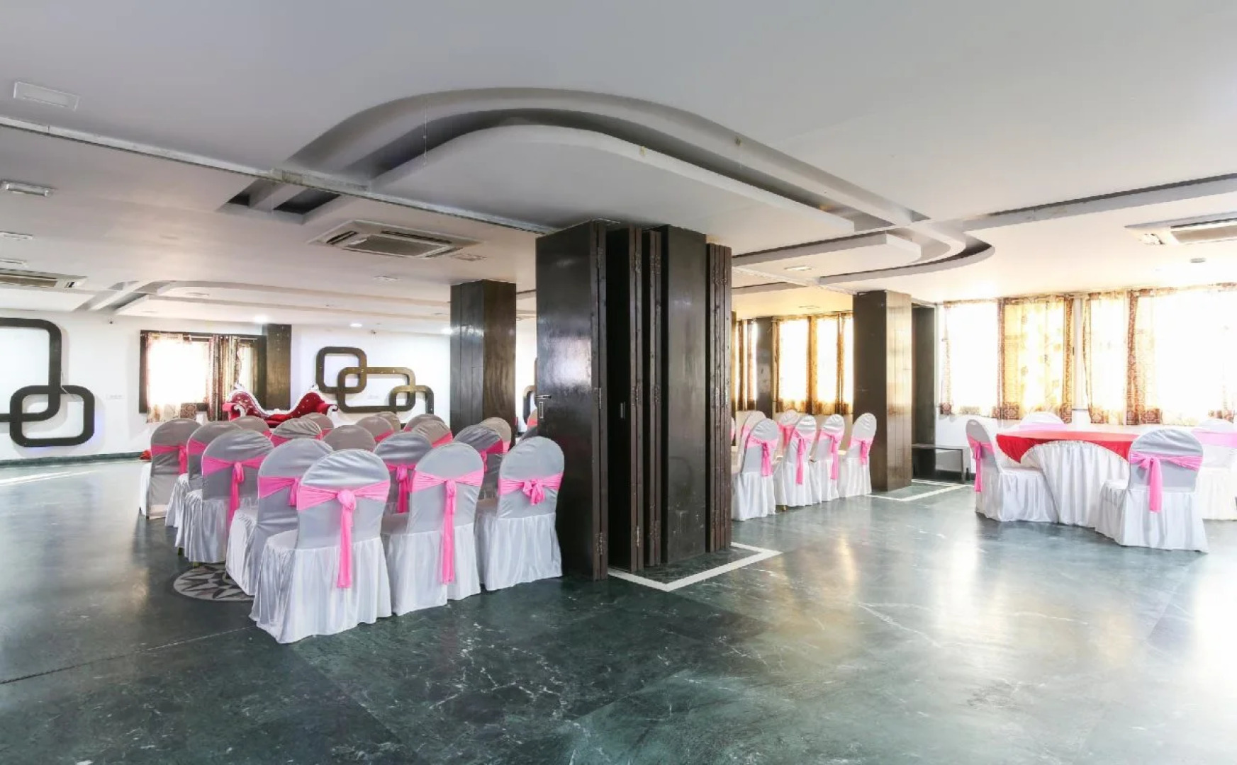 Collection O 18495 Hotel Blues Shivalik