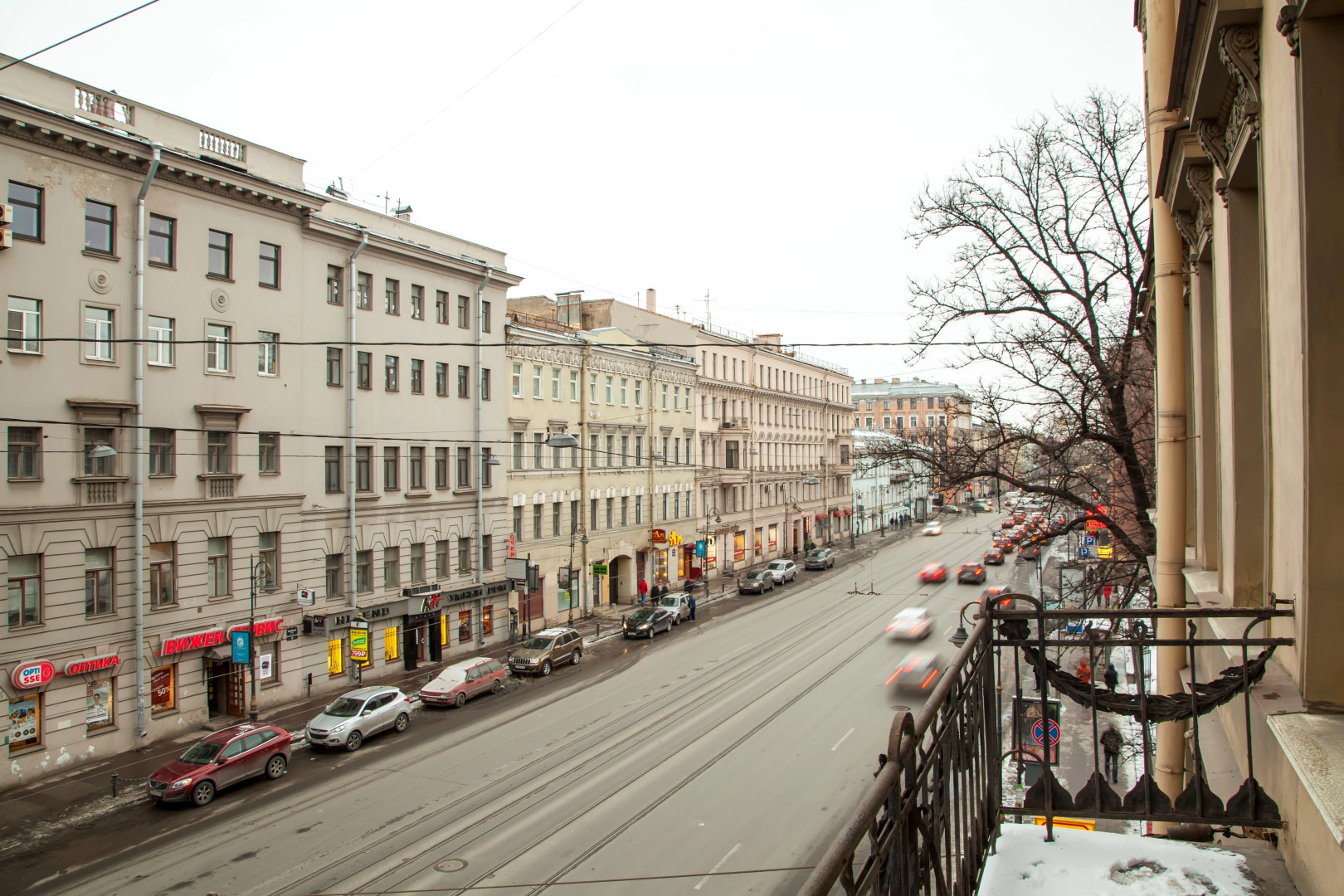 Альтбург на Литейном