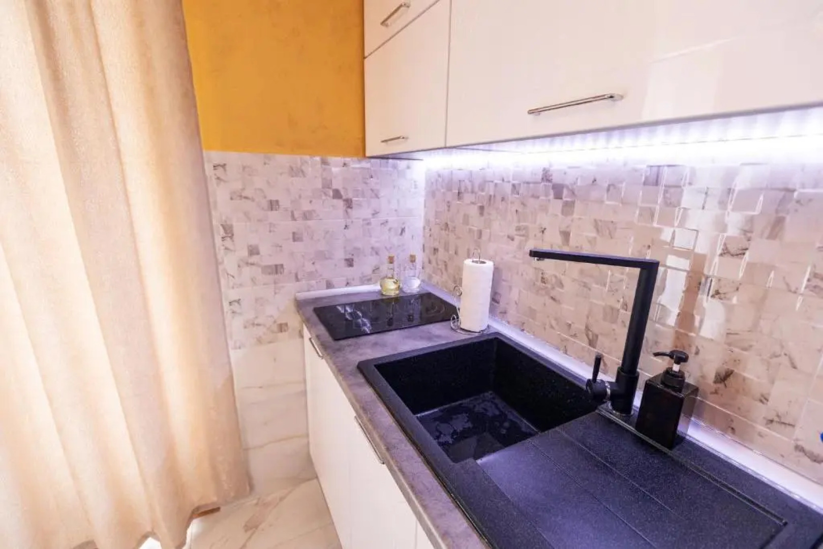 Foča Apartmani "Story Lux"