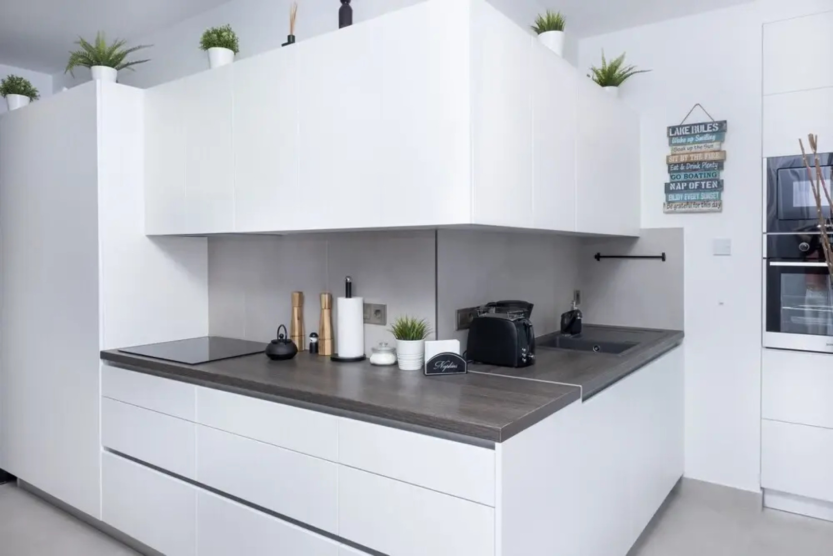 Elisabeth Downtown Apartments by FirstHost