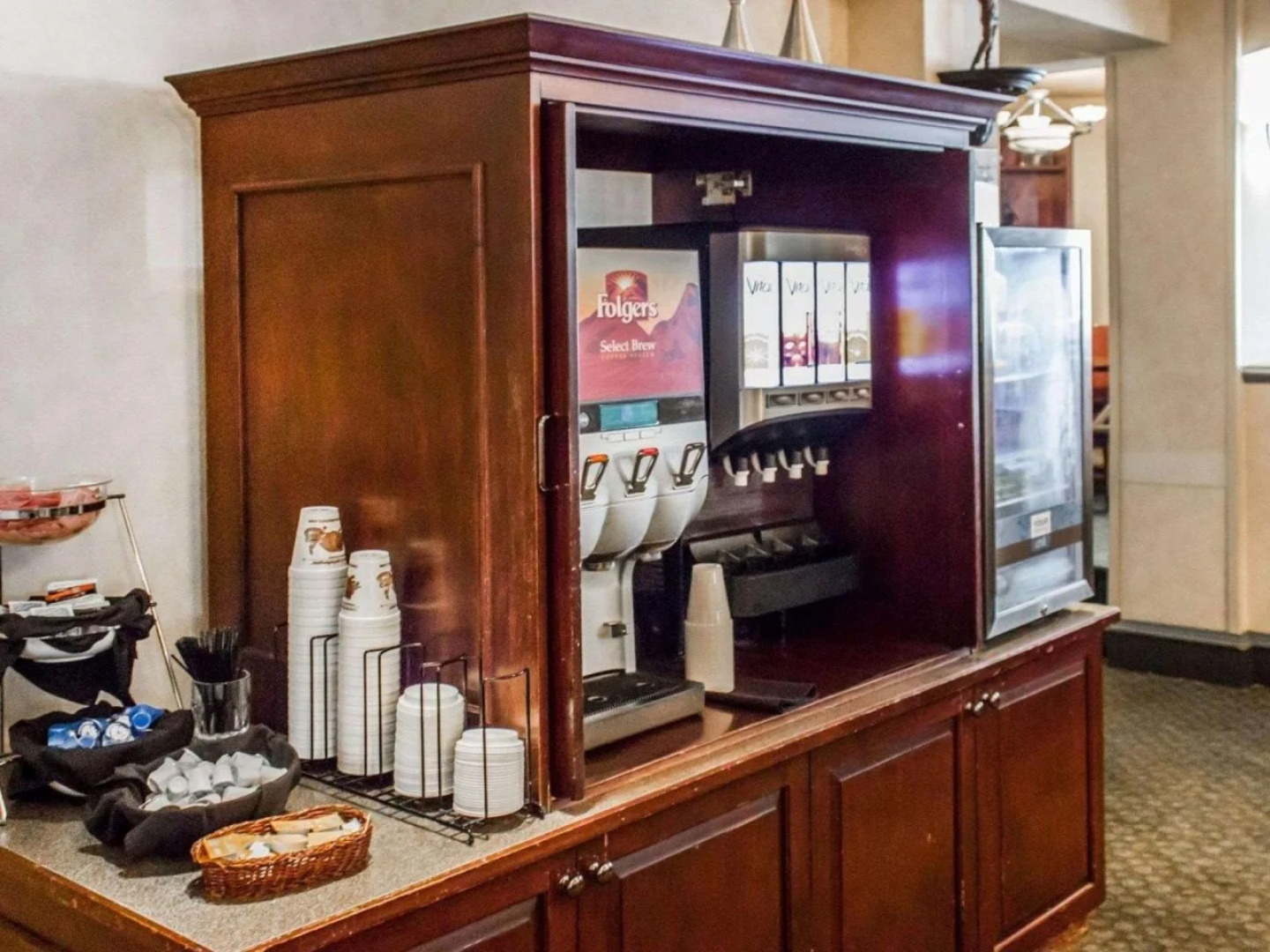 Clarion Hotel Lake Erie