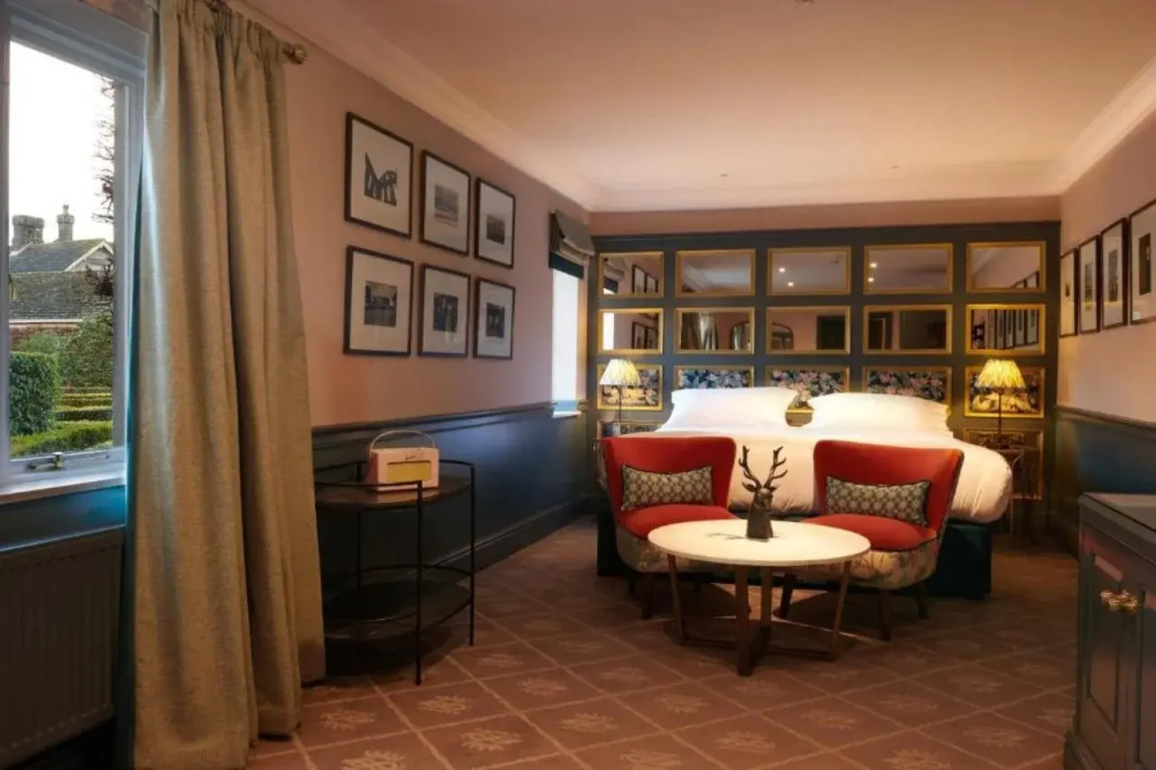 The Devonshire Arms Hotel