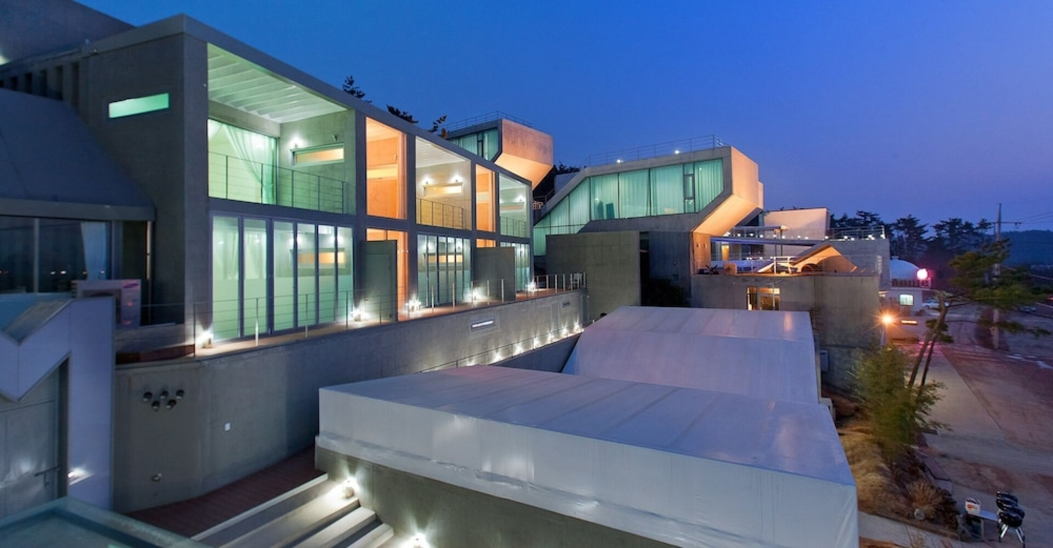 Moken Poolvilla