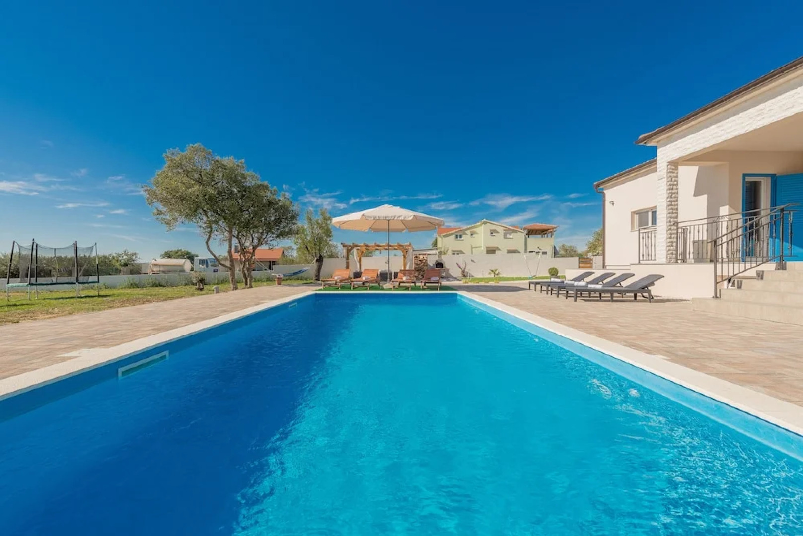 Experience only the best - House Kamber