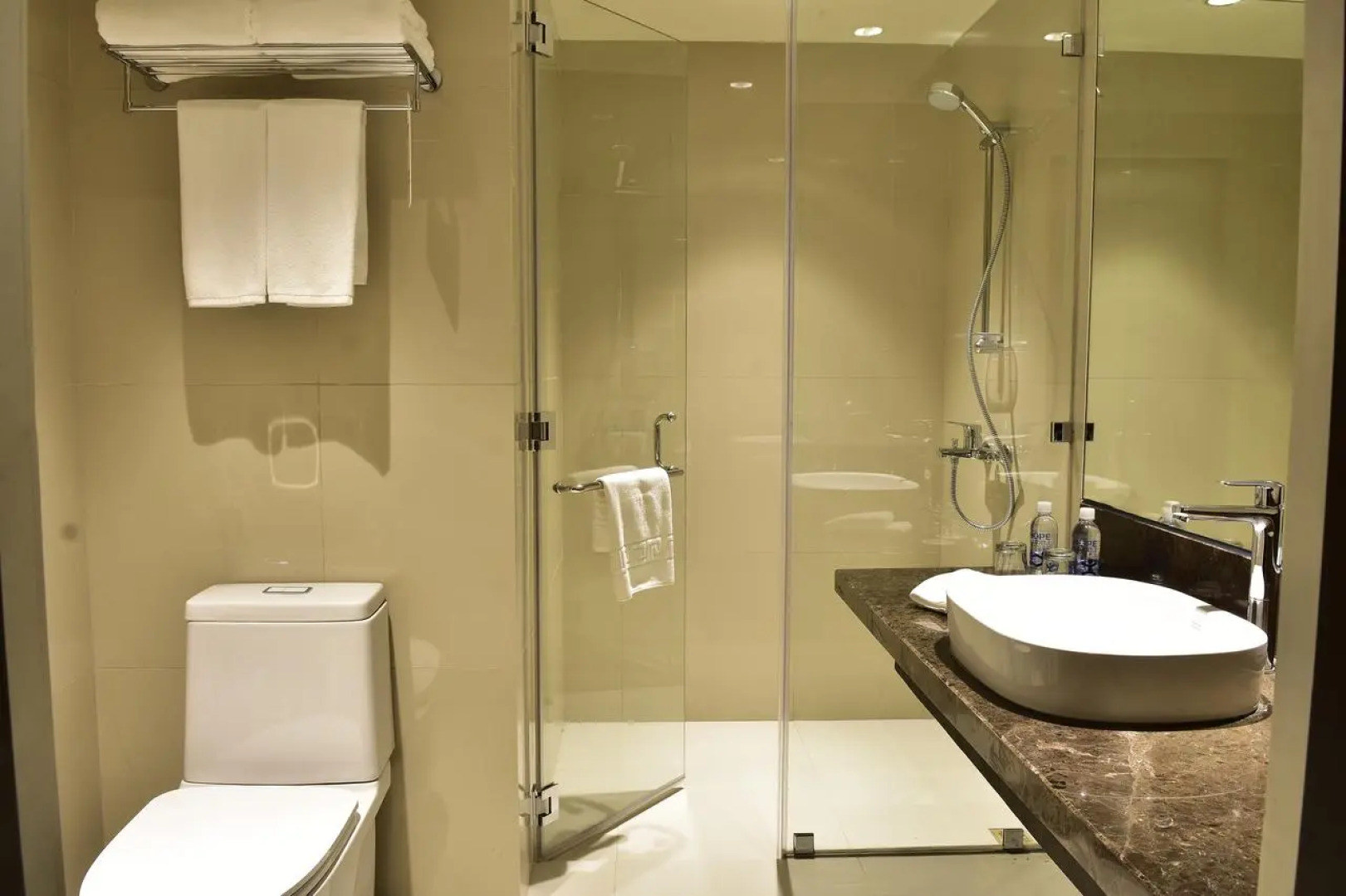 Seda Capitol Central