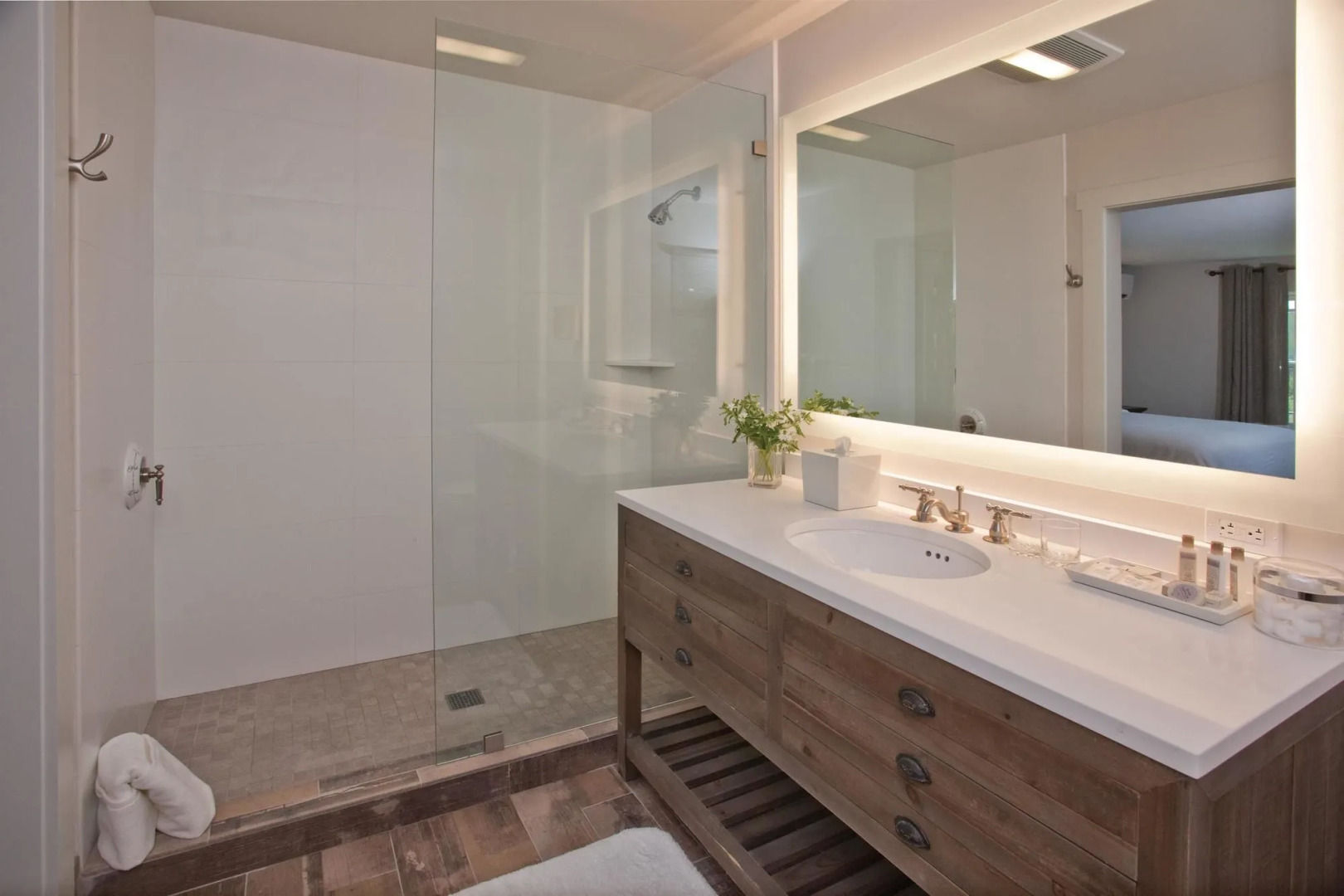 Le Petit Pali St. Helena