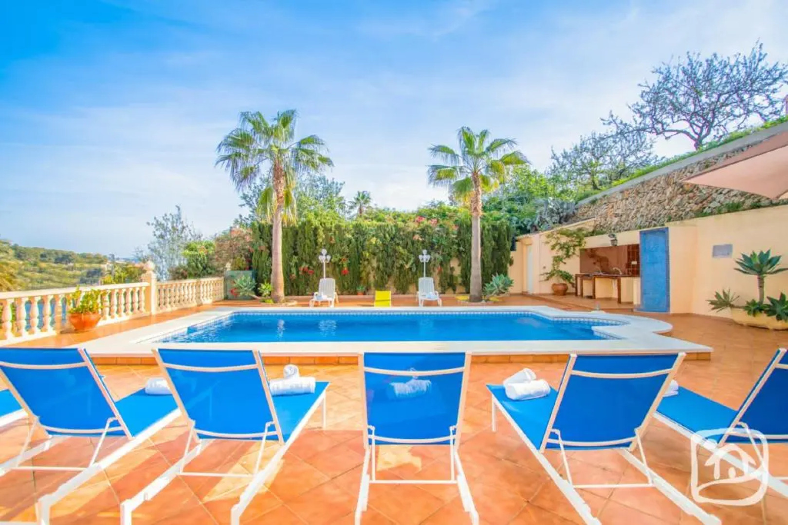 Abahana Villas La Marina