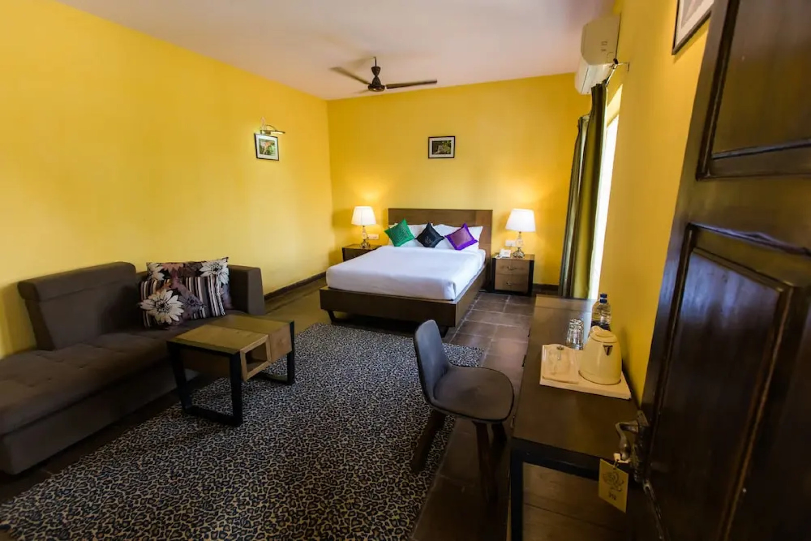 Tuli Veer Bagh Resort