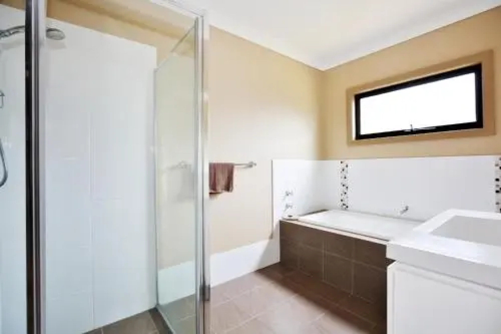 Panorama @ the Lake - Pet Friendly - 15 Mins to Hyams Beach