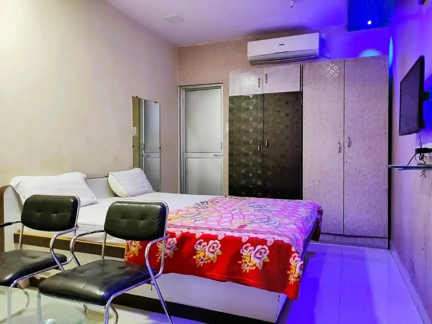 Hotel Madhuwan Heights
