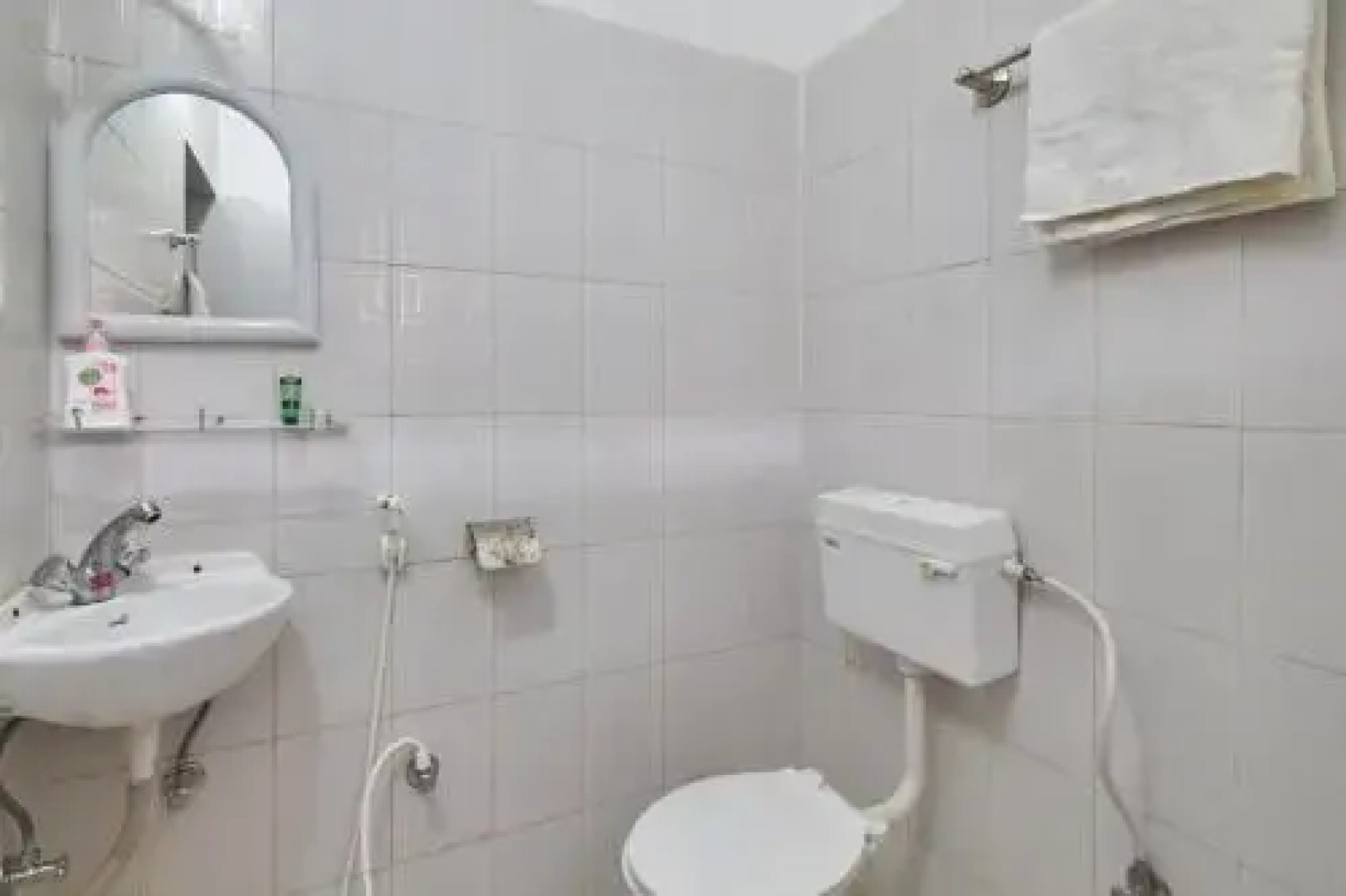 Idol Paradise Bed & Breakfast