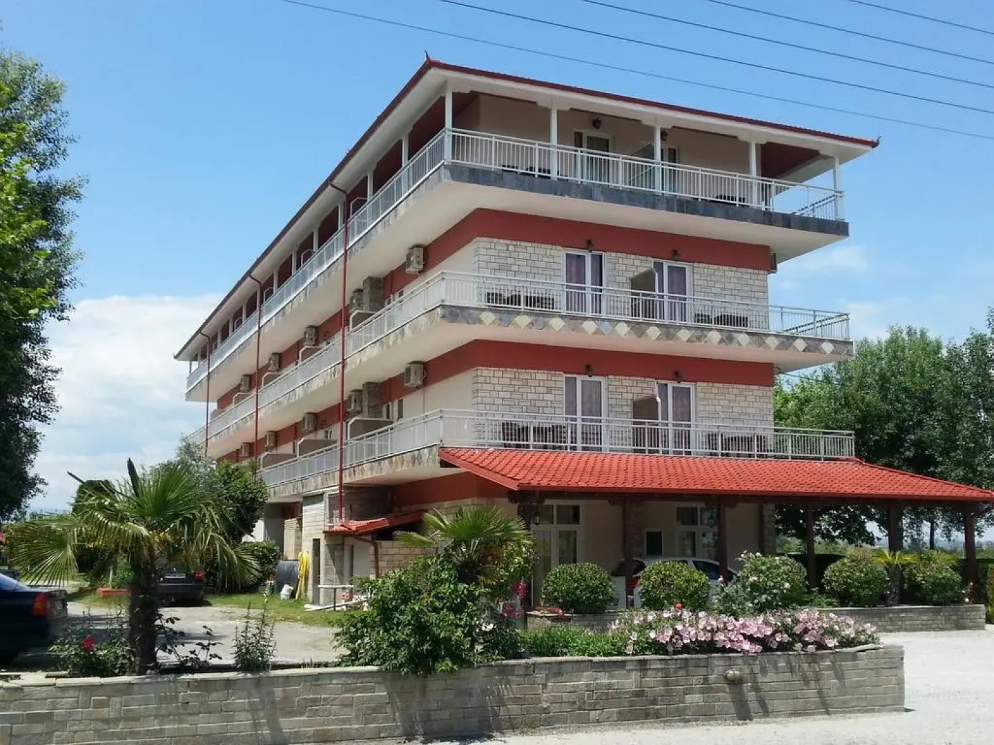 Denis Hotel and Bungalows