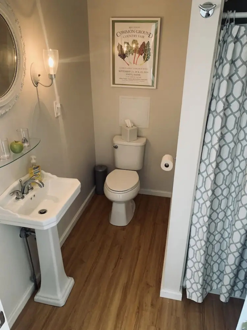 The Orchard House: Inn, Ice Cream, Cafe