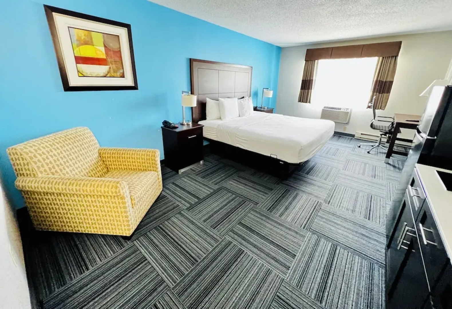 Baymont Inn & Suites Marinette