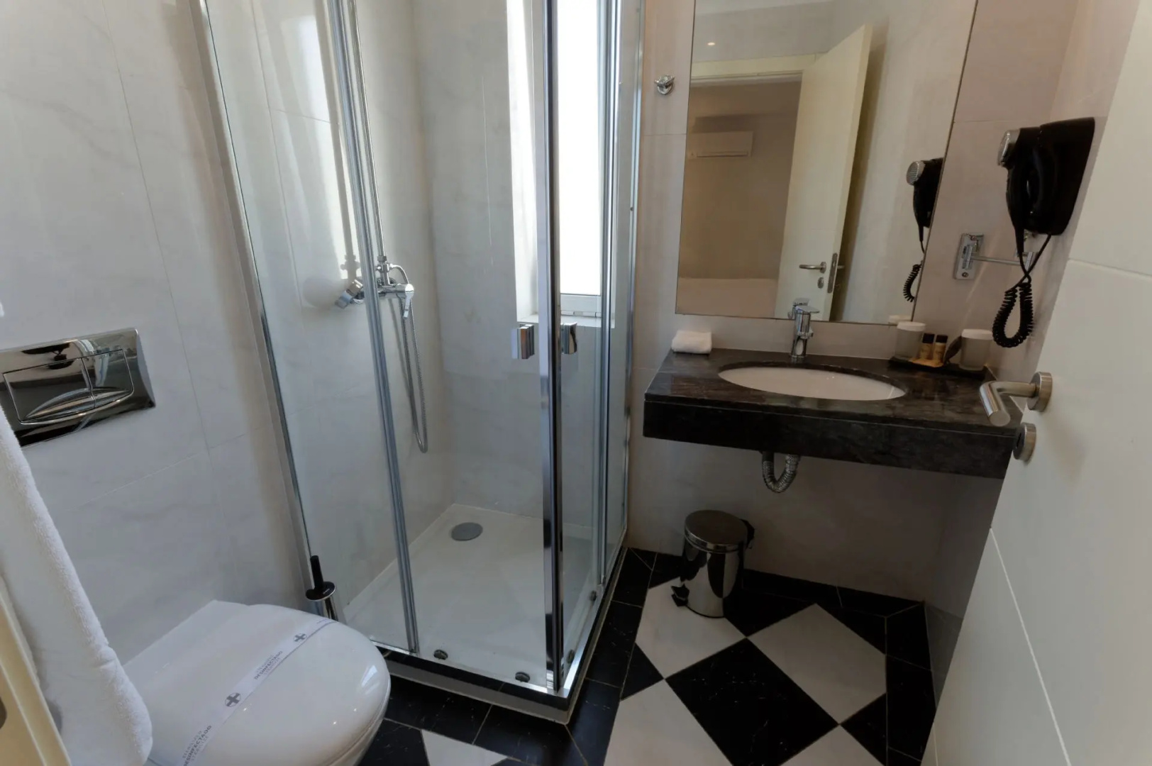 Lagoa Hotel
