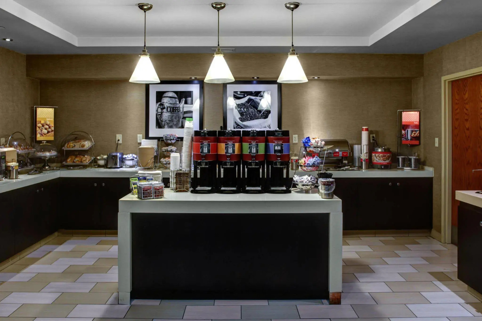 Hampton Inn & Suites N. Ft. Worth-Alliance Airport