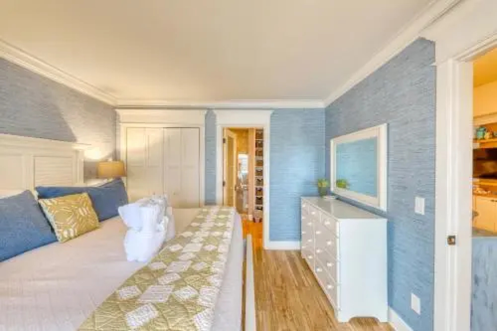 5 Inlet Cove Cottage