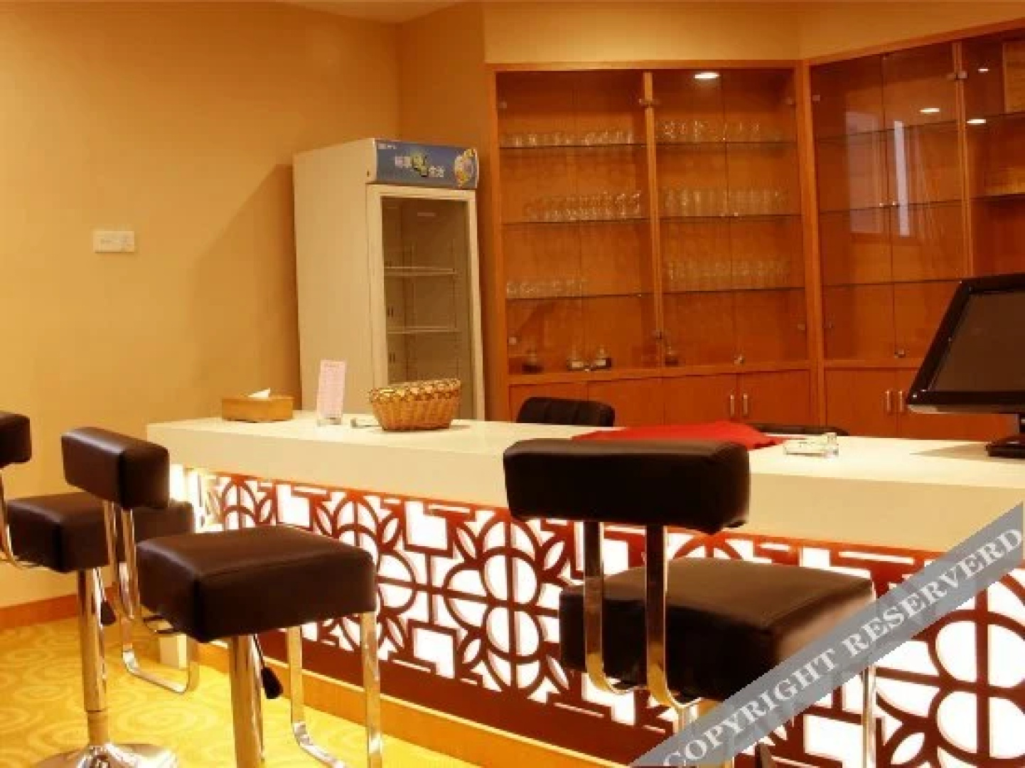 Haining Holiday International Hotel