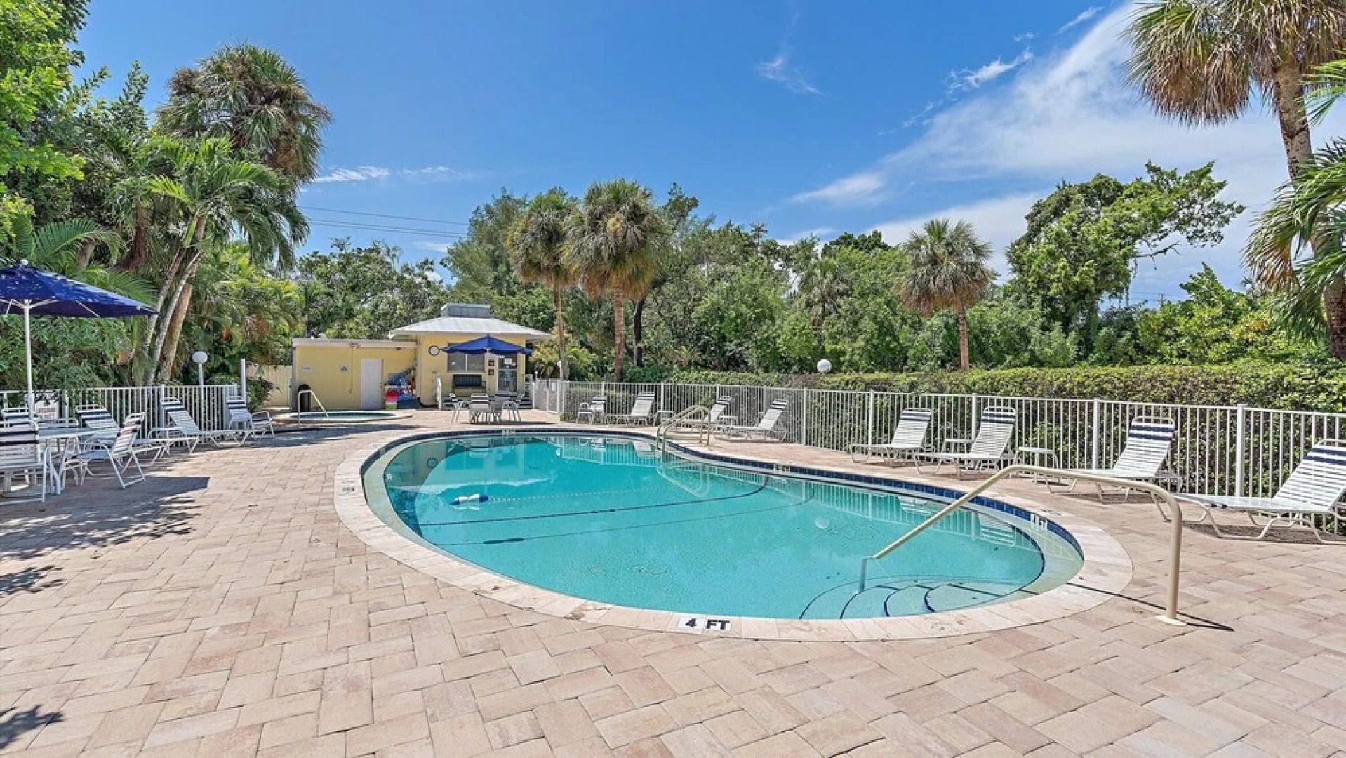 Pura Vida Two 2 Bedroom Condo by RedAwning