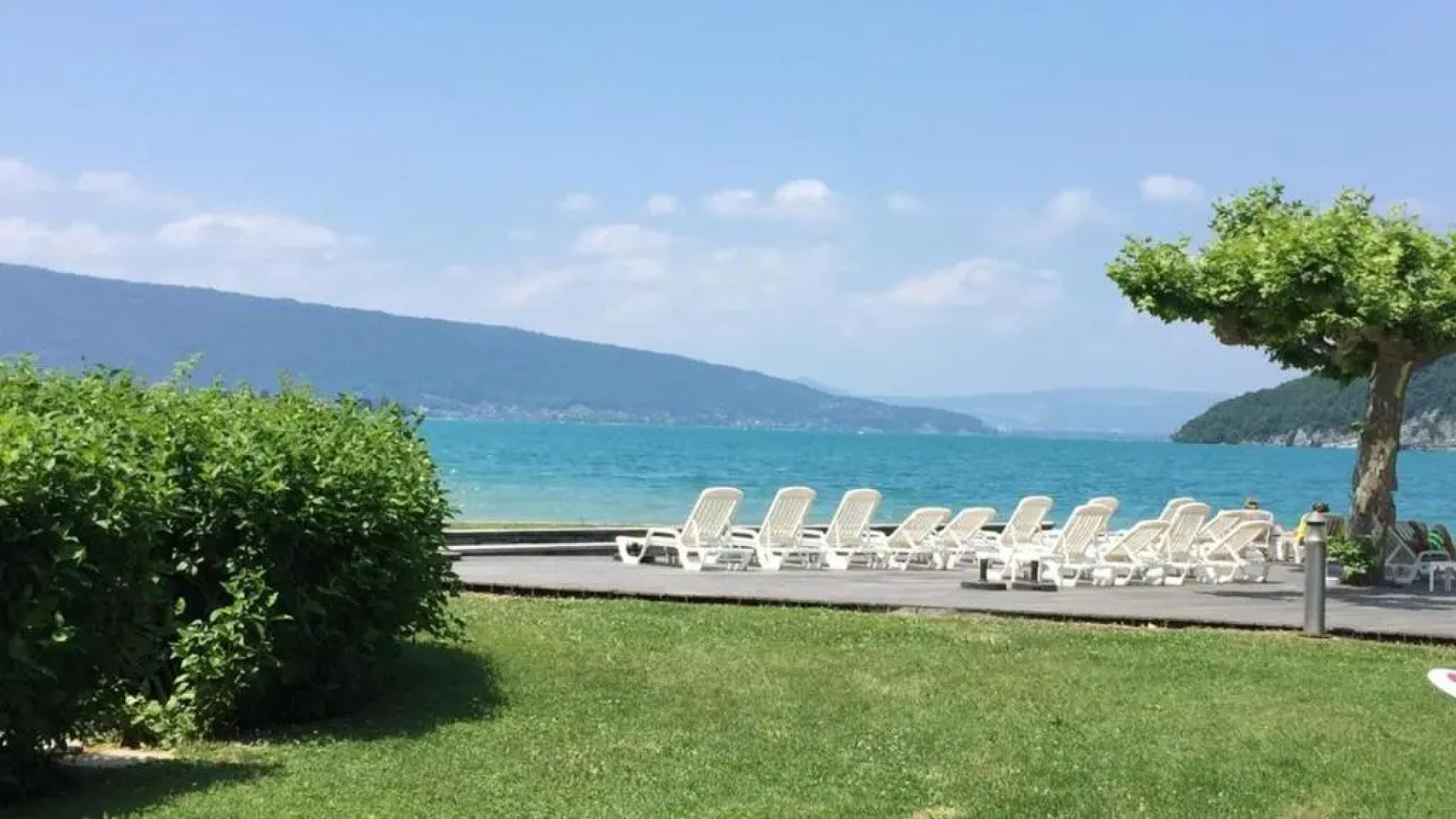 La Baie des Voiles 3 chambres 4 à 6 personnes au bord du lac plage privée