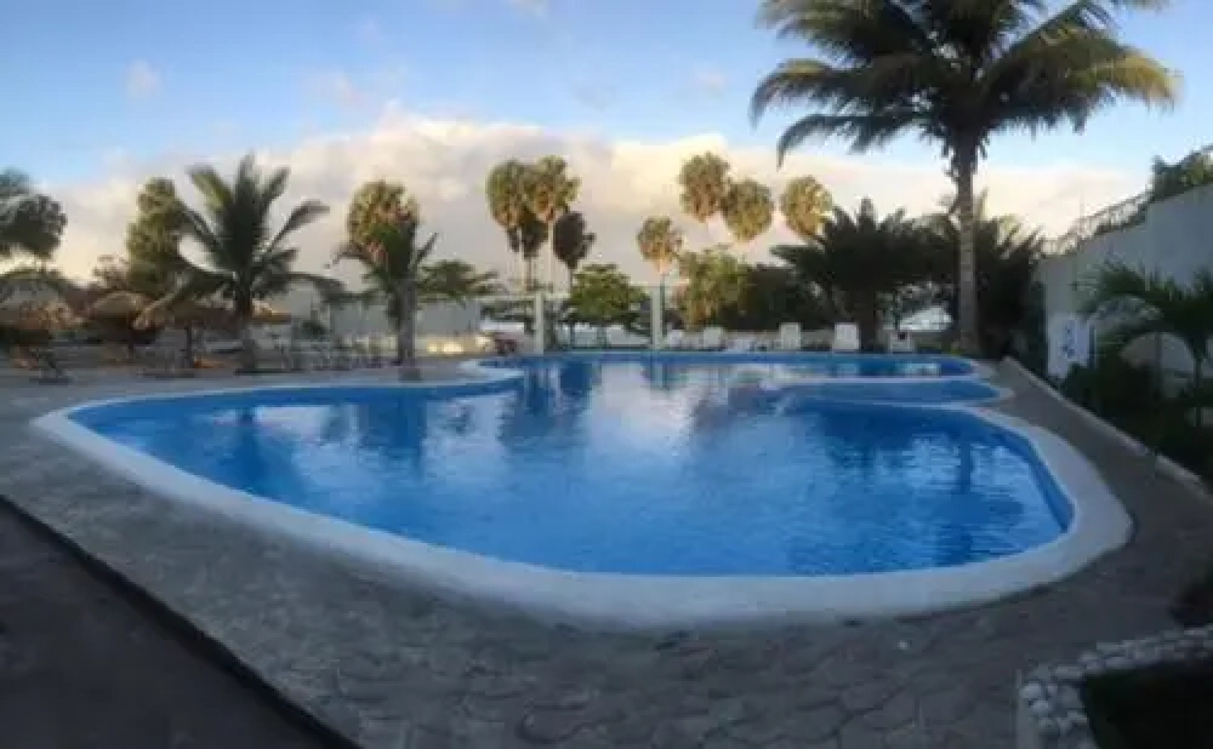 Hotel La Saladilla Beach Club