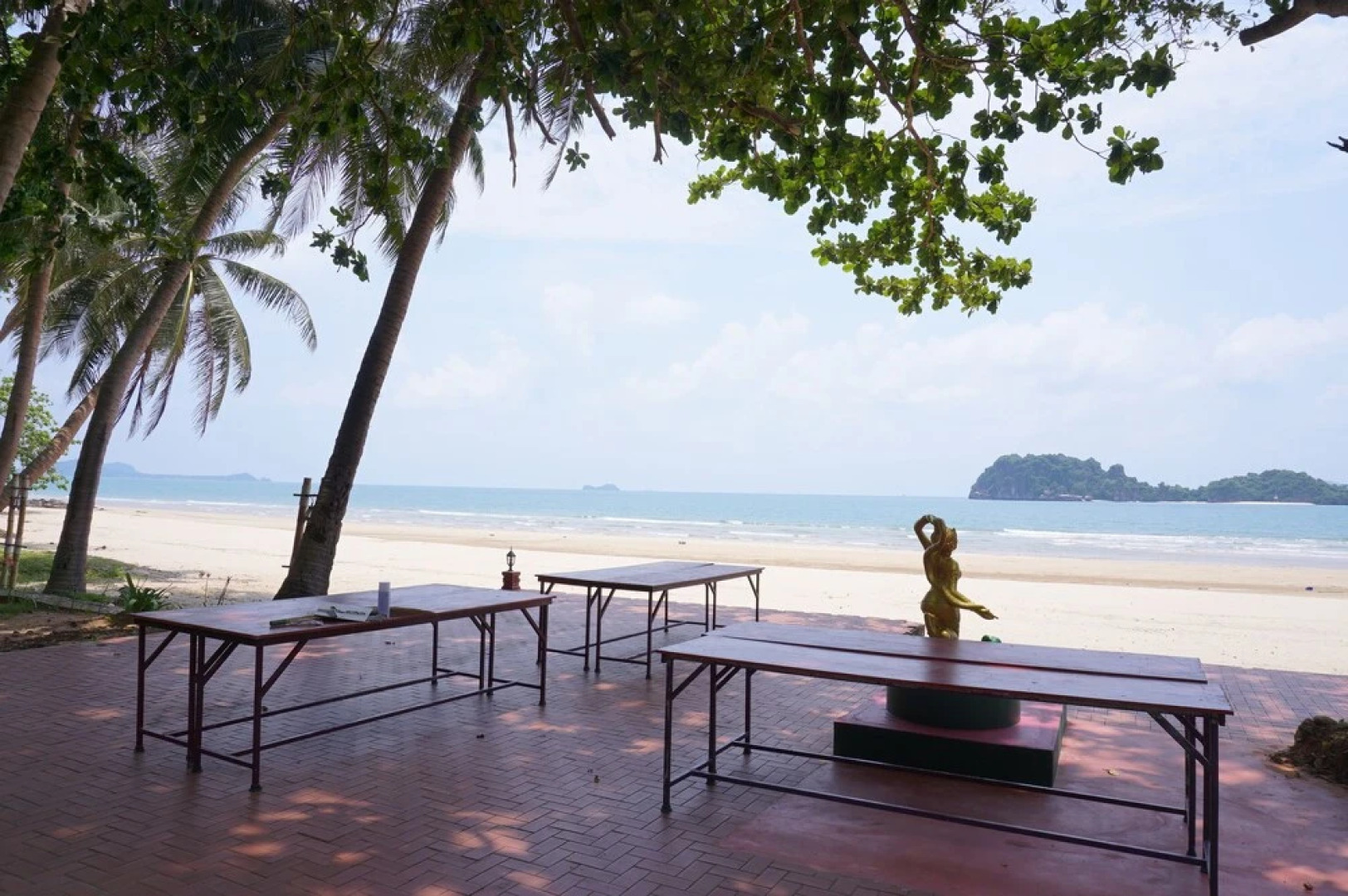 Yaravee Beach and Resort