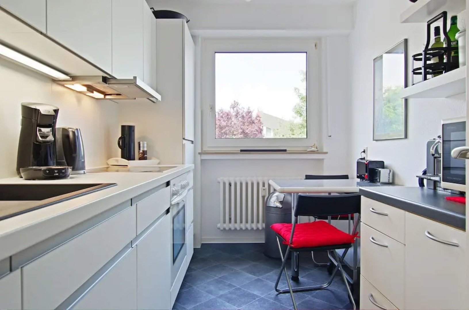 Private Apartment Moulineauxplatz