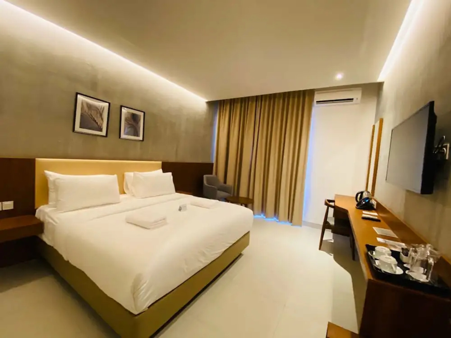 Kambaniru Beach Hotel & Resort