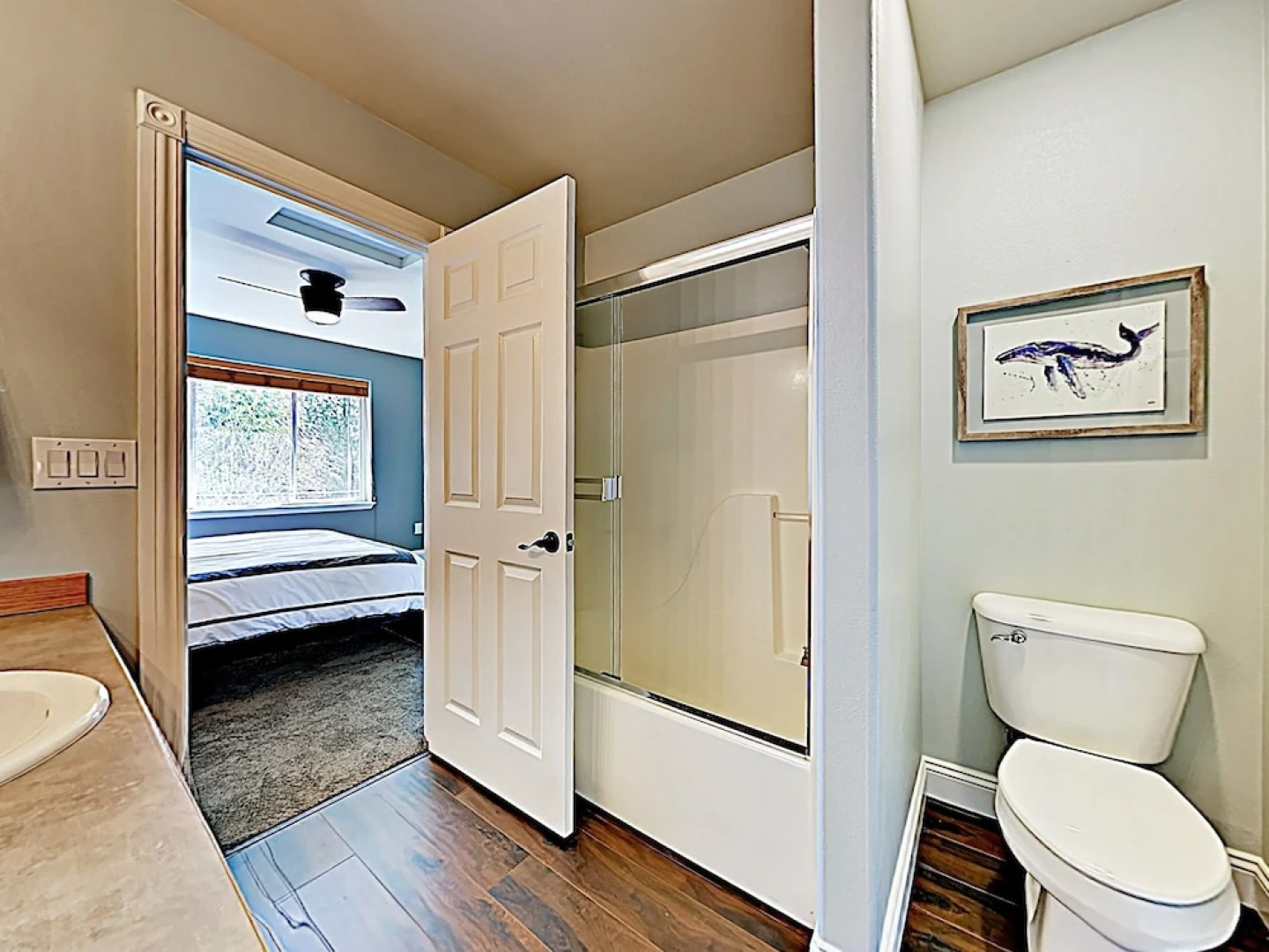 New Listing! Modern Townhome On Golf Course 3 Bedroom Townhouse