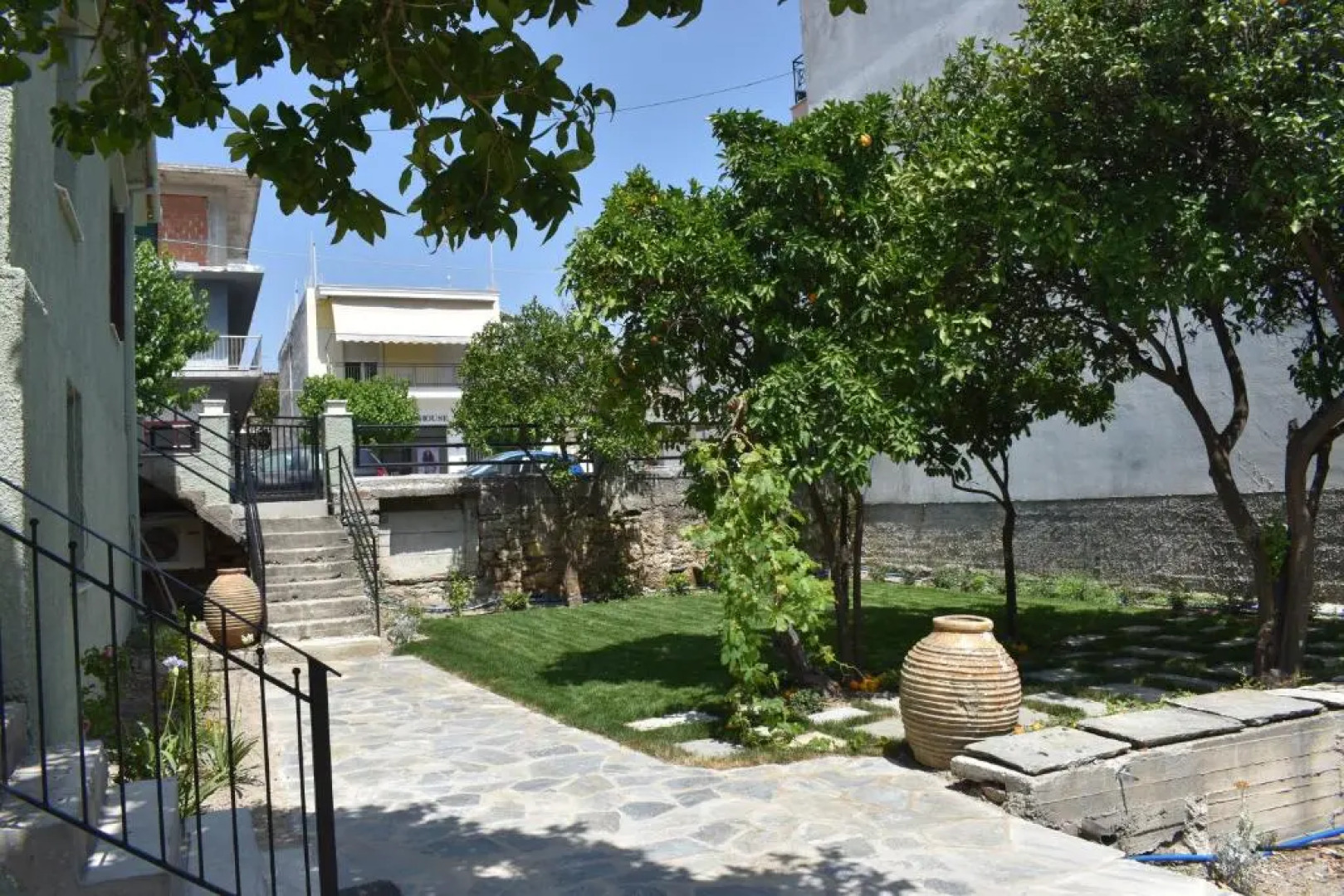 Betty's Garden House