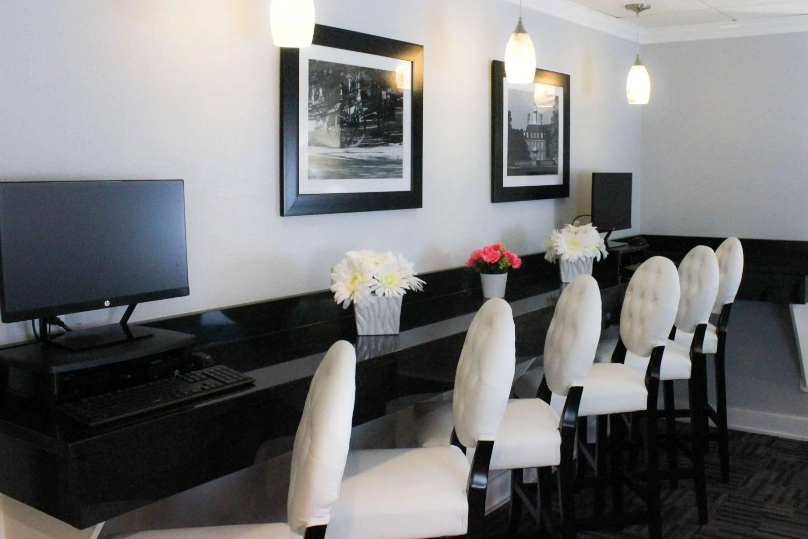 Spark by Hilton Williamsburg Historic Area