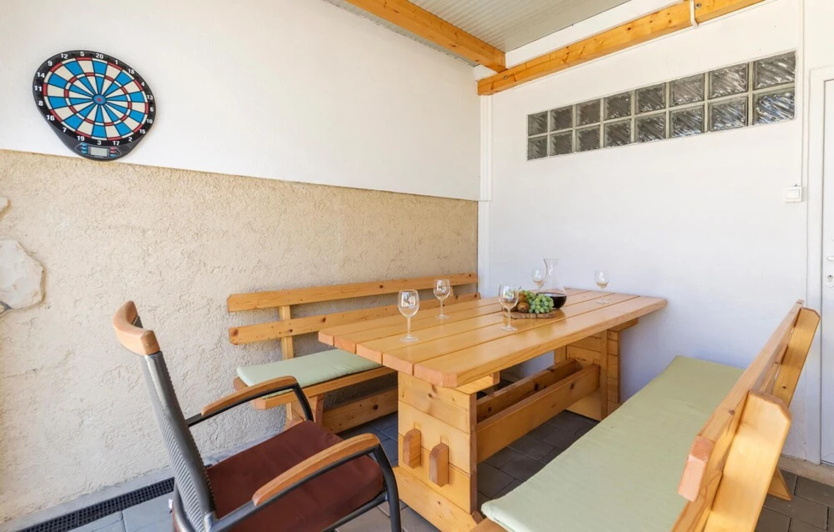 Stunning Home in Buje With Wifi and 2 Bedrooms