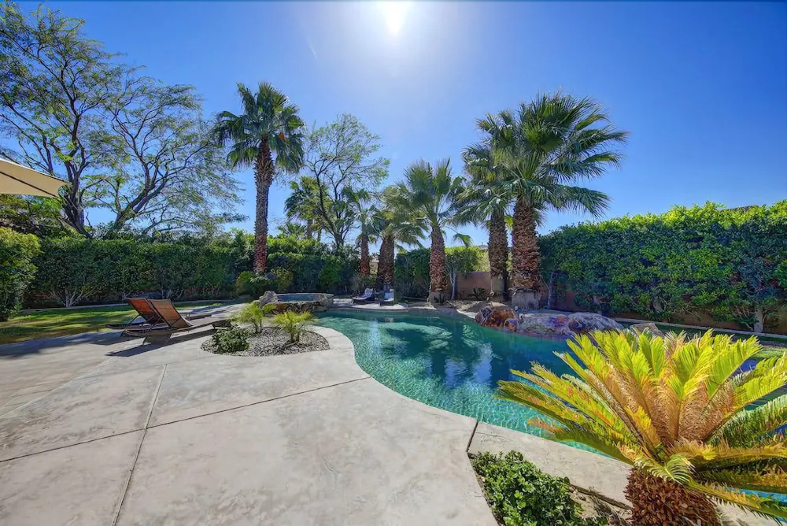 Apple Court - Four Bedroom Home