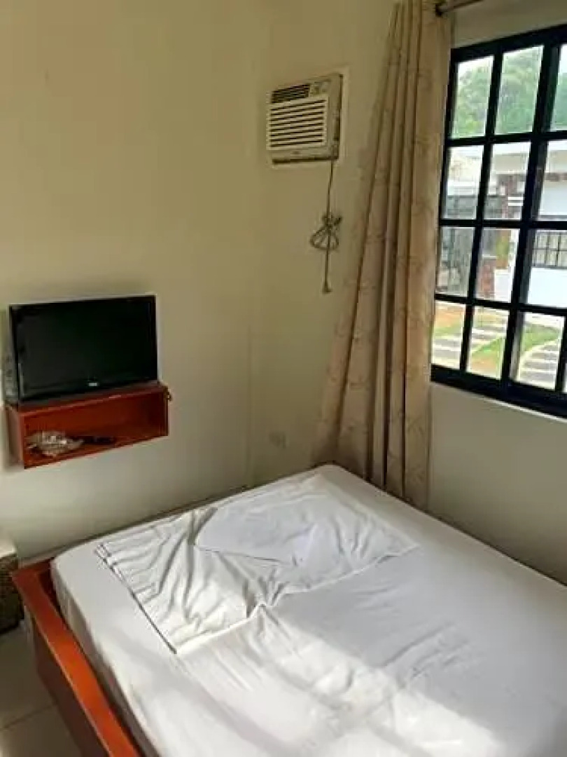 7-AR Golden Beach Resort