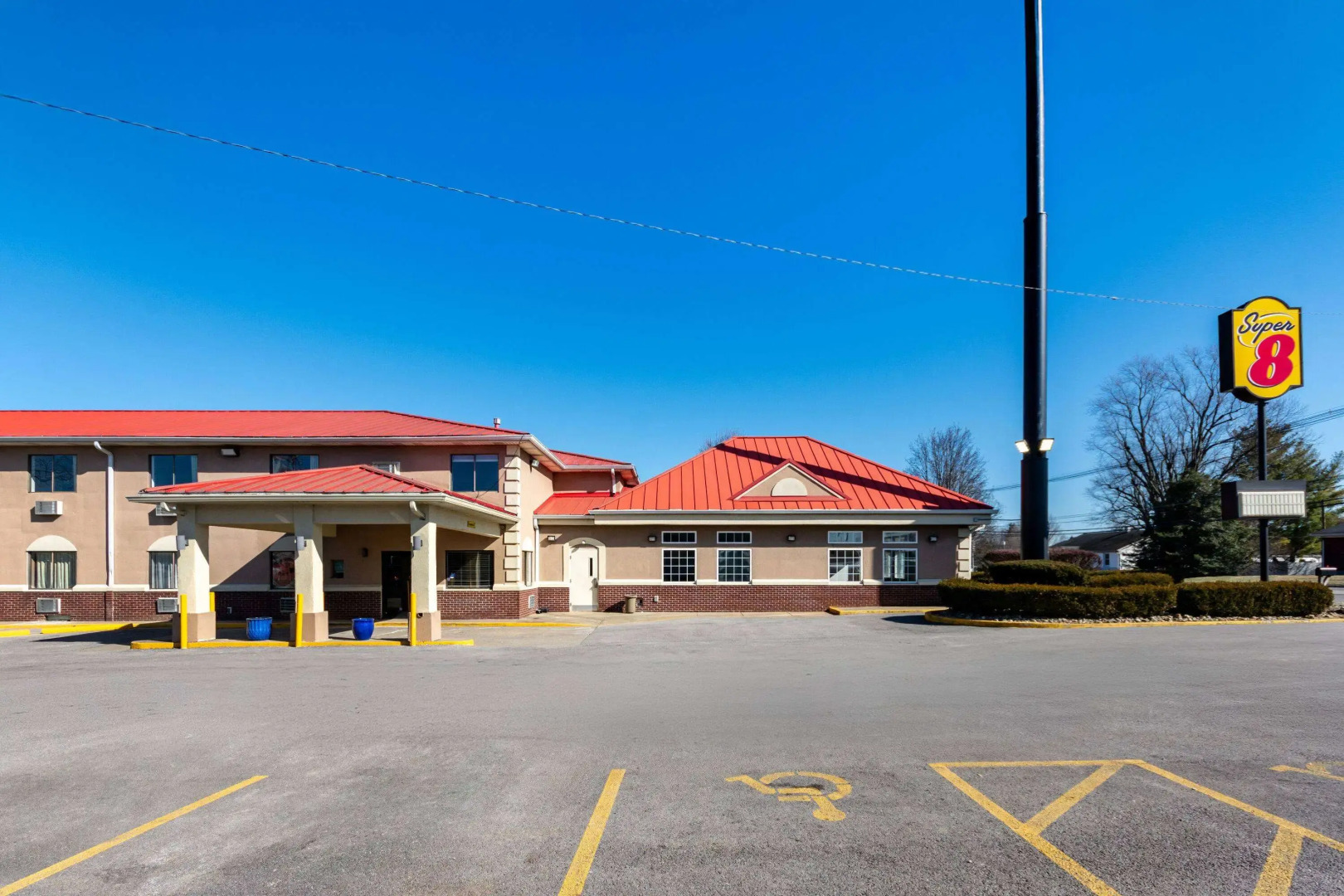Super 8 by Wyndham Elizabethtown