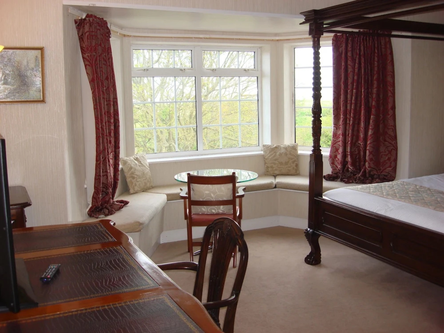 Yellow Mountain Hotel