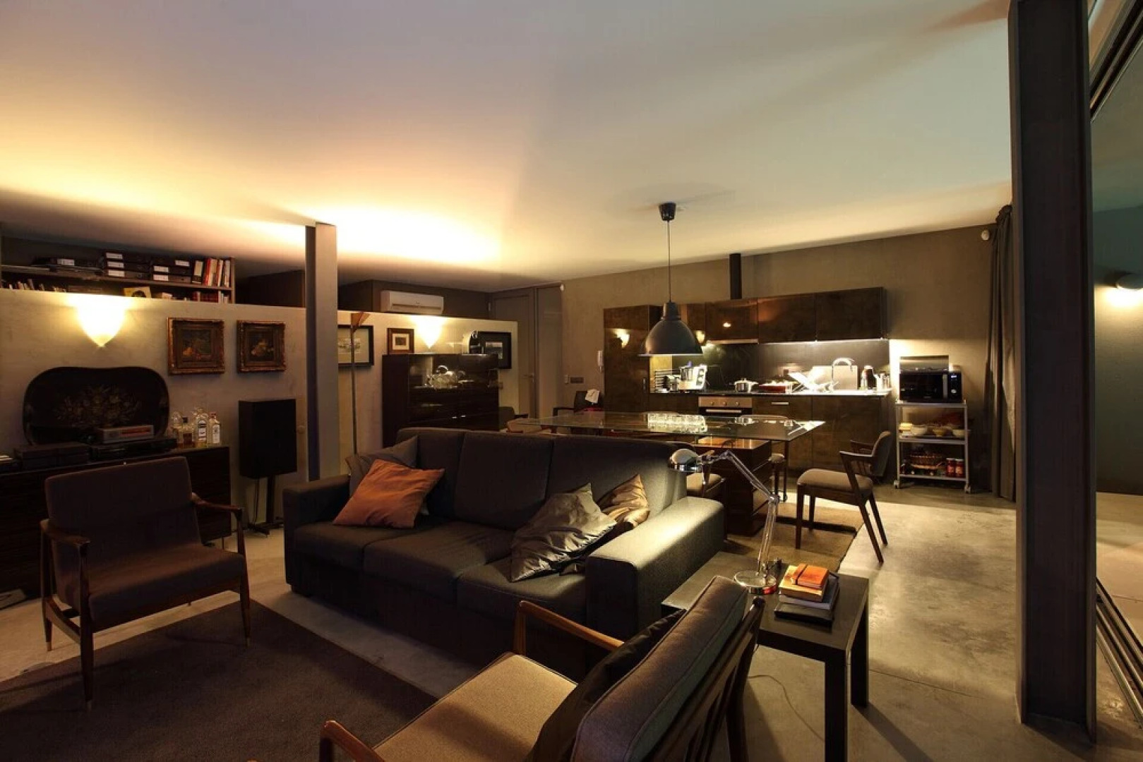 Pool Wifi Parking Fireplace Mystay