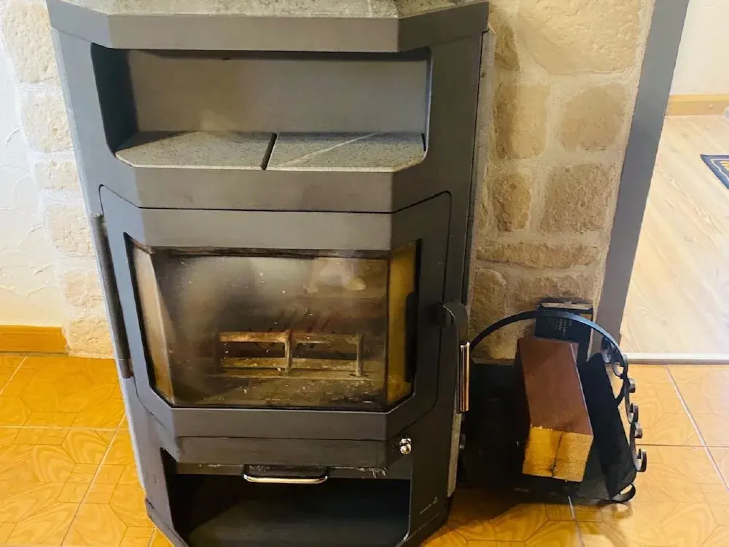 Peaceful Forest Getaway