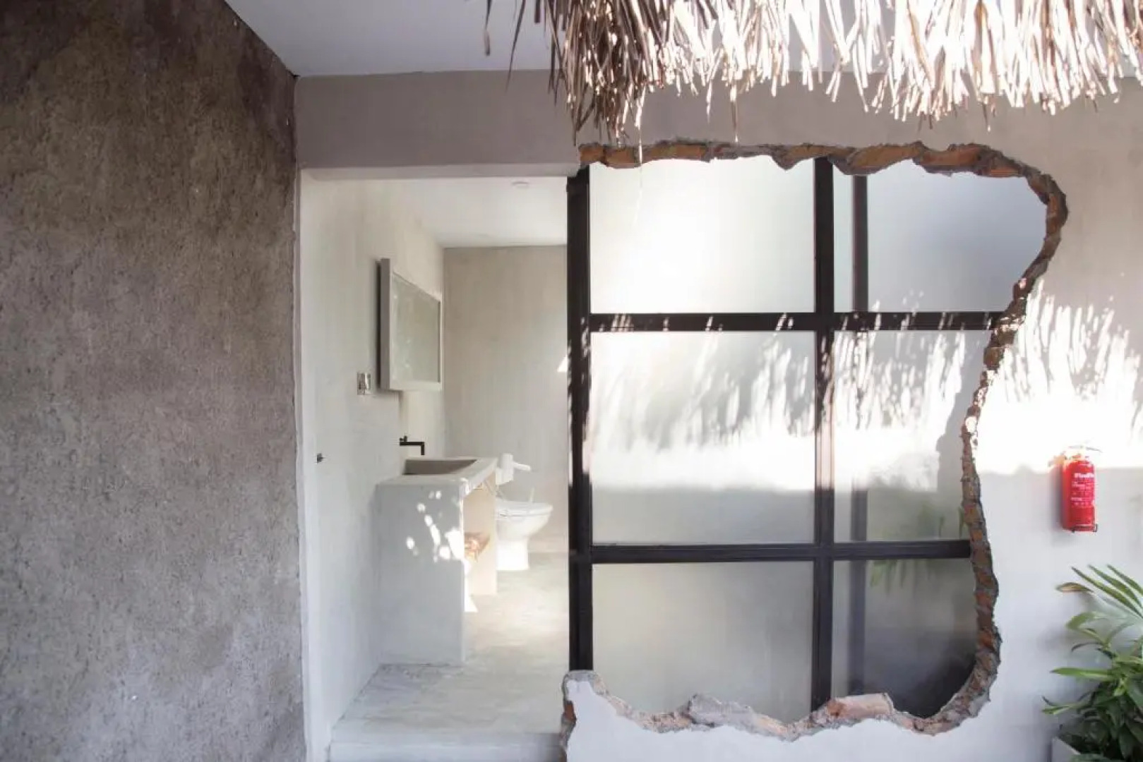 Flores Passport House