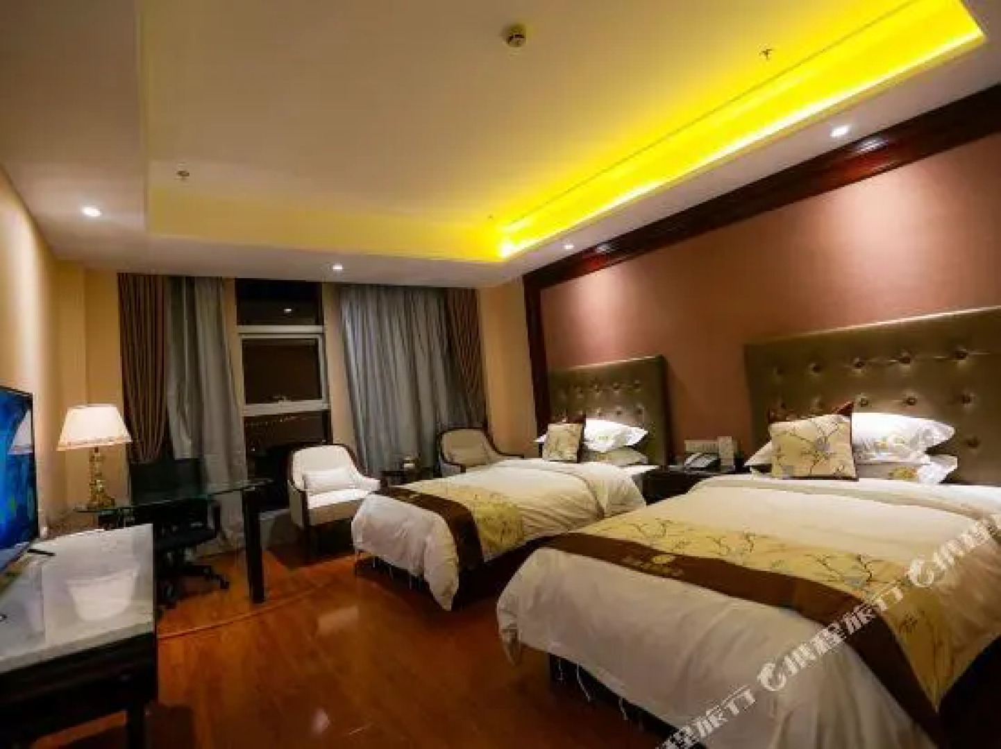 Henglong International Hotel