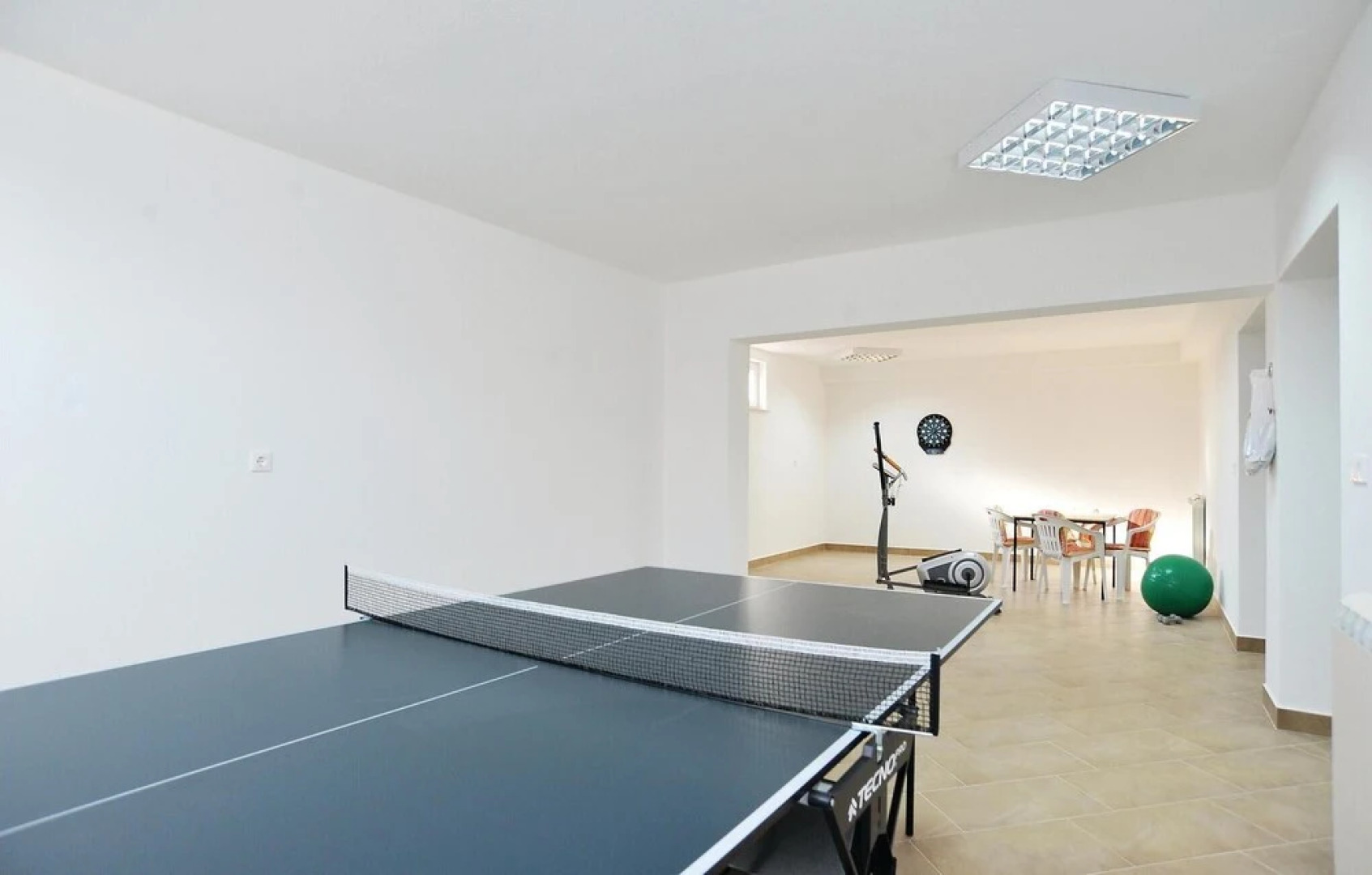 Awesome Home in Pakostane With Wifi and 5 Bedrooms