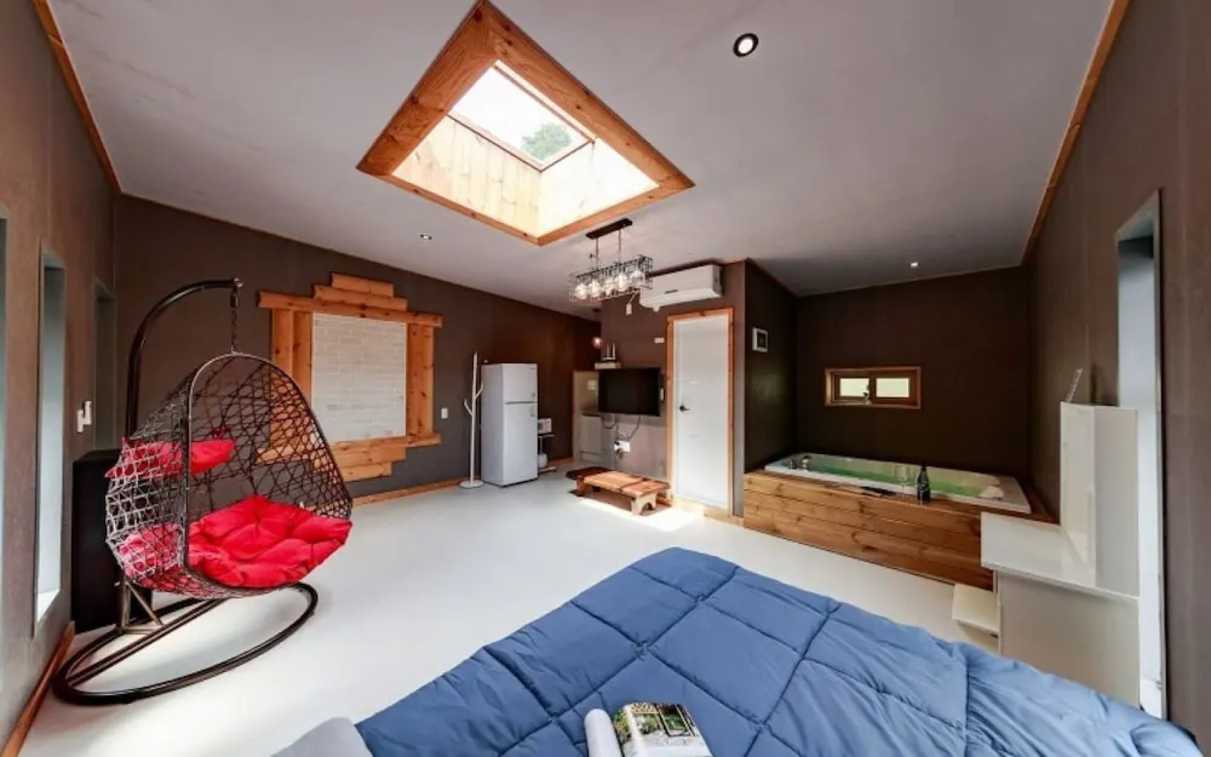 Ulsan (Baenaegol) Libe Pension